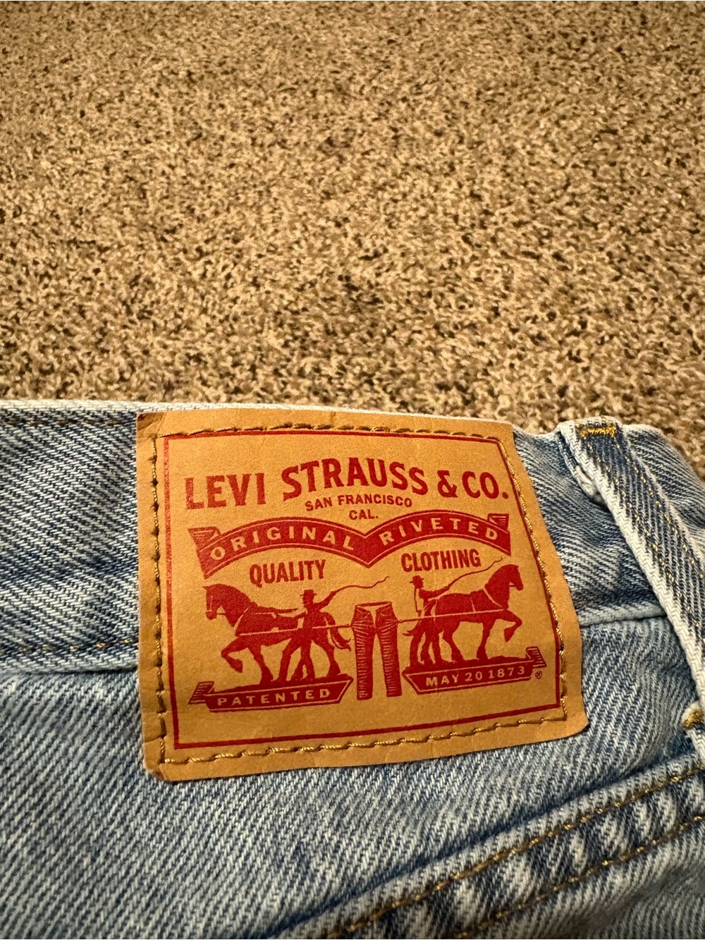 Levi's Light Blue High-Waist Mom Denim Shorts 27 - Picture 4 of 5